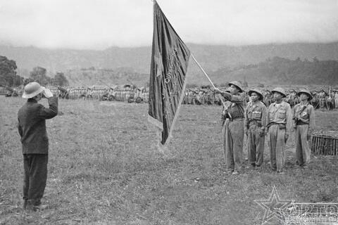 Ngày 29/3/1954: Đại tướng Võ Nguyên Giáp gửi thư động viên cán bộ, đảng viên và toàn thể chiến sĩ chuẩn bị bước vào chiến đấu đợt 2