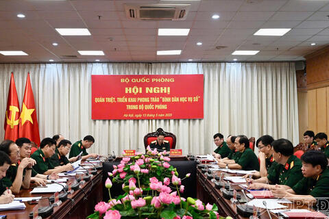 Triển khai Phong trào “Bình dân học vụ số” trong Bộ Quốc phòng