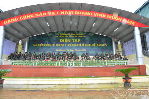 Tổng duyệt diễn tập thực binh tác chiến phòng thủ khu vực 2- Phúc Thọ