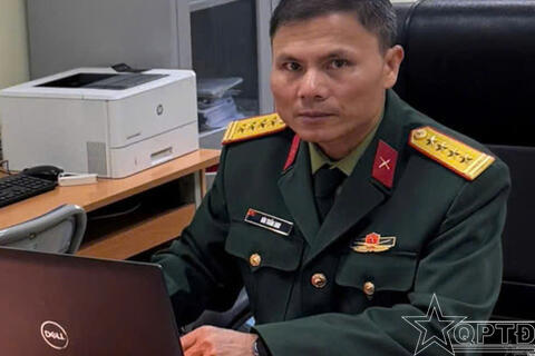 Người cán bộ Khoa luôn tận tụy với nghề dạy học-  tấm gương sáng về trách nhiệm, tâm huyết và cống hiến