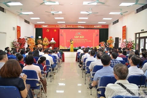 Tổ chức Lễ kỷ niệm 80 năm Ngày truyền thống Lực lượng vũ trang Thủ đô Hà Nội