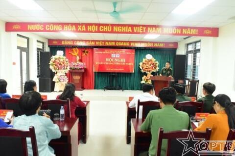 Ban CHQS phường Đại Mỗ và Trường THPT Trung Văn ký kết giao ước kết nghĩa