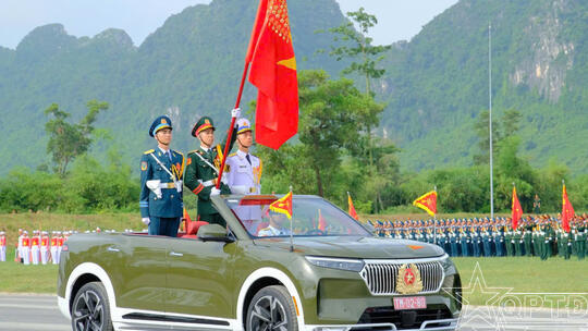 <a href="/quoc-phong-an-ninh/huan-luyen-sscd" title="Huấn luyện SSCĐ" rel="dofollow">Huấn luyện SSCĐ</a>