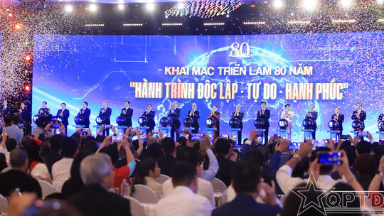 <a href="/thoi-su-chinh-tri/trong-nuoc" title="Trong nước" rel="dofollow">Trong nước</a>