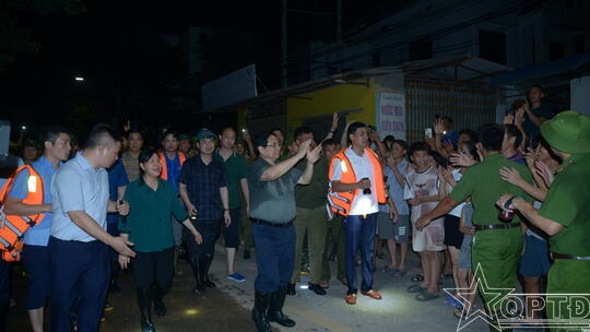 <a href="/thoi-su-chinh-tri/thanh-pho-ha-noi" title="Thành phố Hà Nội" rel="dofollow">Thành phố Hà Nội</a>