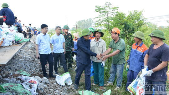 <a href="/quoc-phong-an-ninh/xay-dung-don-vi" title="Xây dựng đơn vị" rel="dofollow">Xây dựng đơn vị</a>