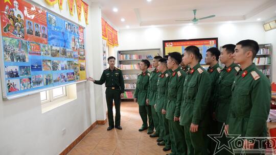 <a href="/quoc-phong-an-ninh/xay-dung-don-vi" title="Xây dựng đơn vị" rel="dofollow">Xây dựng đơn vị</a>