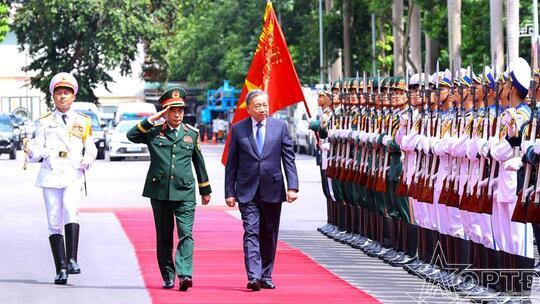 <a href="/thoi-su-chinh-tri/quan-doi" title="Quân đội" rel="dofollow">Quân đội</a>