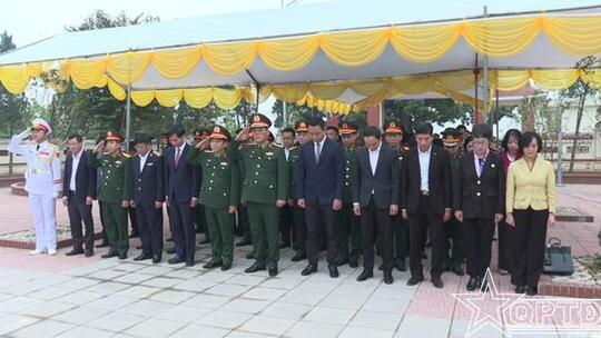 <a href="/thoi-su-chinh-tri" title="Thời sự-Chính trị" rel="dofollow">Thời sự-Chính trị</a>