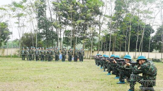 <a href="/chong-dien-bien-hoa-binh/lam-that-bai-am-muu-dien-bien-hoa-binh" title="Làm thất bại âm mưu diễn biến hòa bình" rel="dofollow">Làm thất bại âm mưu diễn biến hòa bình</a>