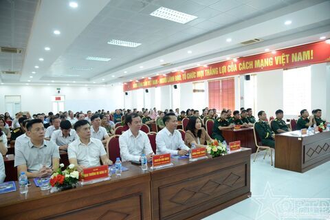 Tự hào truyền thống 80 năm Lực lượng vũ trang Thủ đô