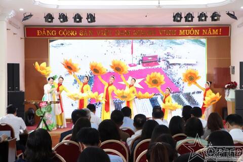 Sở Văn hóa và Thể thao ra mắt Website tuyên truyền kỷ niệm 80 năm Cách mạng Tháng Tám và Quốc khánh 2/9