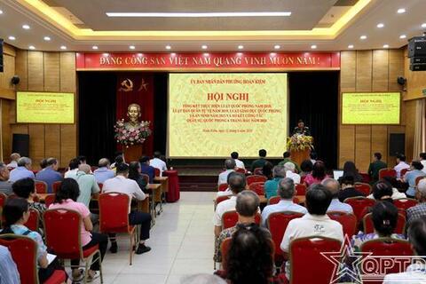 Phường Hoàn Kiếm tổng kết thực hiện các luật và sơ kết công tác quân sự, quốc phòng năm 2026