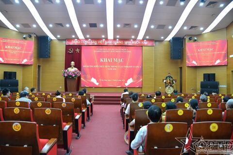 Phường Ô Chợ Dừa: Khai mạc lớp Bồi dưỡng kiến thức quốc phòng và an ninh đối tượng 4 năm 2026