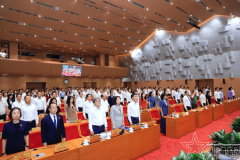 Khai mạc kỳ họp thứ bảy, HĐND thành phố Hà Nội khóa XVII