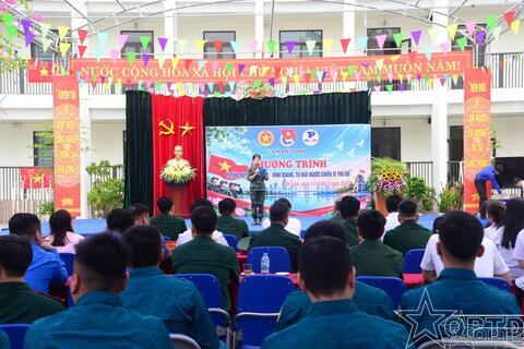 Xã Mê Linh tổ chức Chương trình “80 năm-Vinh quang, tự hào người chiến sĩ Thủ đô”