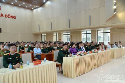 Phường Hà Đông gặp mặt kỷ niệm 80 năm truyền thống Lực lượng vũ trang Thủ đô