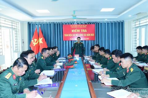 Kiểm tra toàn diện tại Tiểu đoàn 18 Đặc công