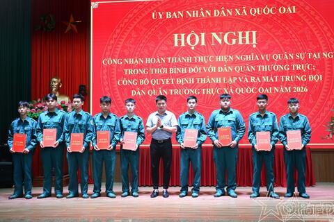Xã Quốc Oai ra mắt Trung đội Dân quân thường trực năm 2026