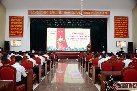 Khai giảng lớp bồi dưỡng kiến thức quốc phòng, an ninh đối tượng 3