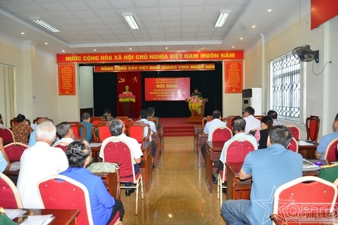 Ban CHQS xã Thạch Thất: Chi trả chế độ, chính sách cho cán bộ quân đội nghỉ hưu trên địa bàn