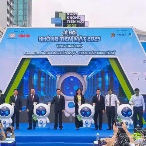 Thanh toán không dùng tiền mặt thúc đẩy tăng trưởng kinh tế số