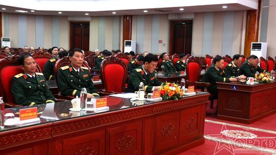 <a href="/quoc-phong-an-ninh/cong-tac-dang-cong-tac-chinh-tri" title="Công tác Đảng - Công tác Chính trị" rel="dofollow">Công tác Đảng - Công tác Chính trị</a>