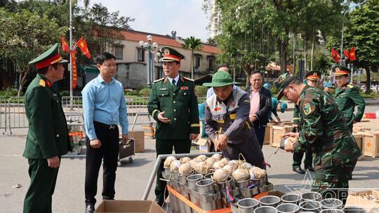 <a href="/thoi-su-chinh-tri" title="Thời sự-Chính trị" rel="dofollow">Thời sự-Chính trị</a>