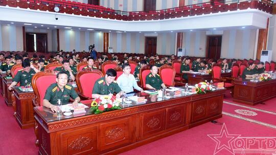 <a href="/quoc-phong-an-ninh/hau-can" title="Hậu cần" rel="dofollow">Hậu cần</a>