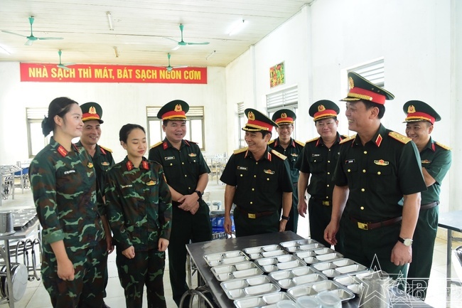Nổi bật